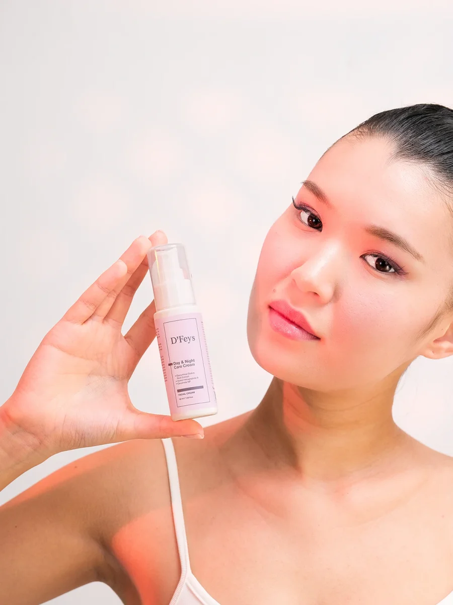 Nemlendirici ve Yaşlanma Karşıtı Gece ve Gündüz Kremi 50 ml - Dfeys (1)